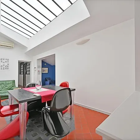 Apartment Place Carnot 1900: Coeur De